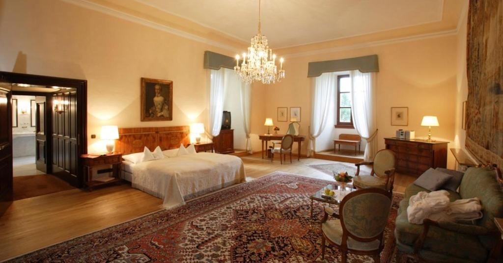 Schlosshotel Obermayerhofen Sebersdorf Habitación foto